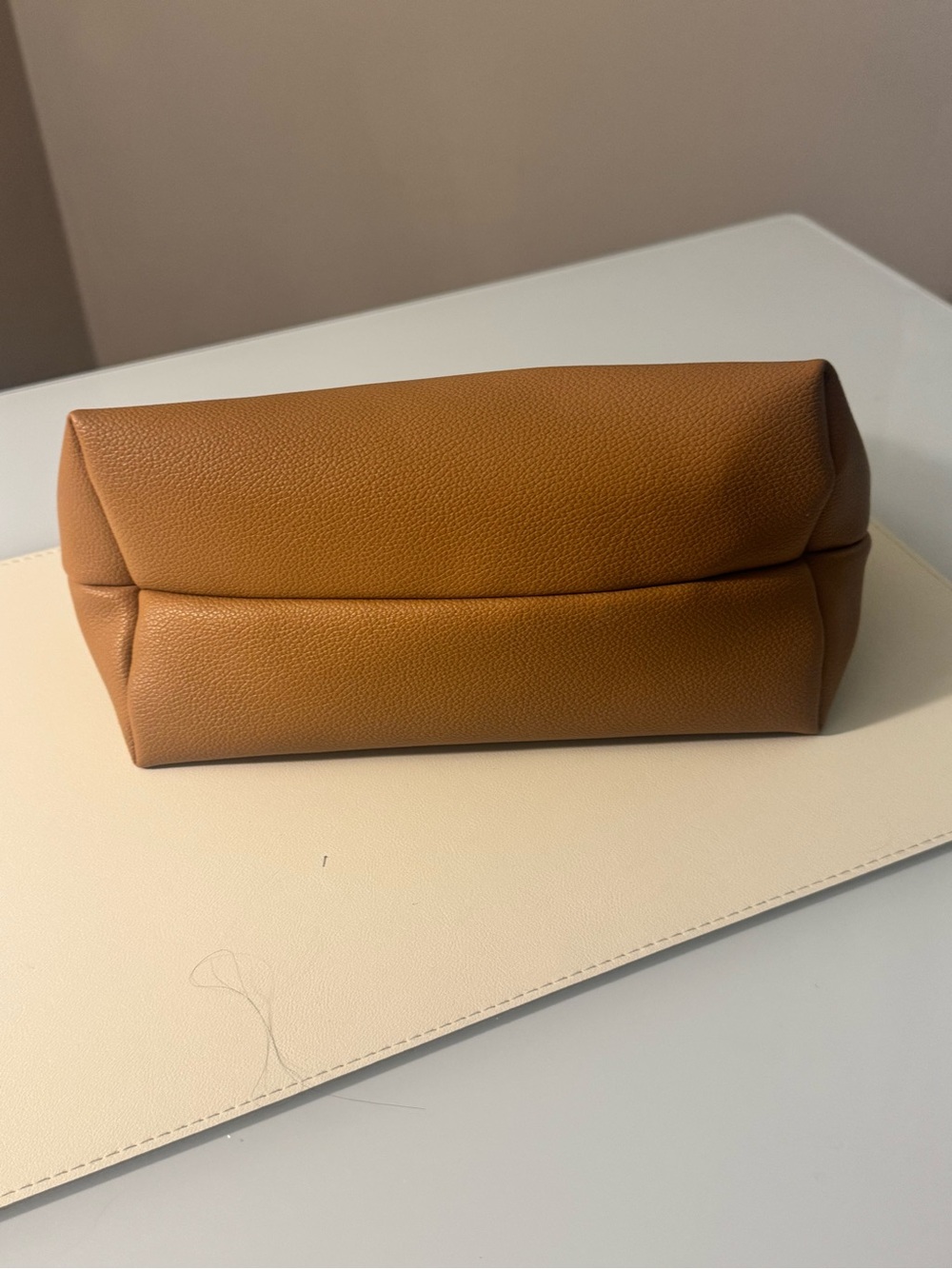 Everyday vegan Leather Cosmetic/trinket Pouch - Tan - Picture 2 of 7
